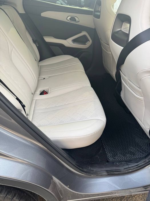 Yuan up BYD flagship 2025