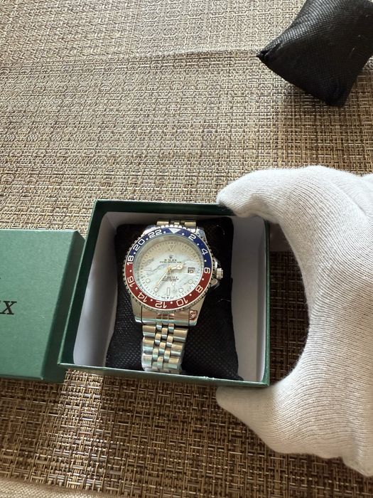 Часовник Rolex Ролекс