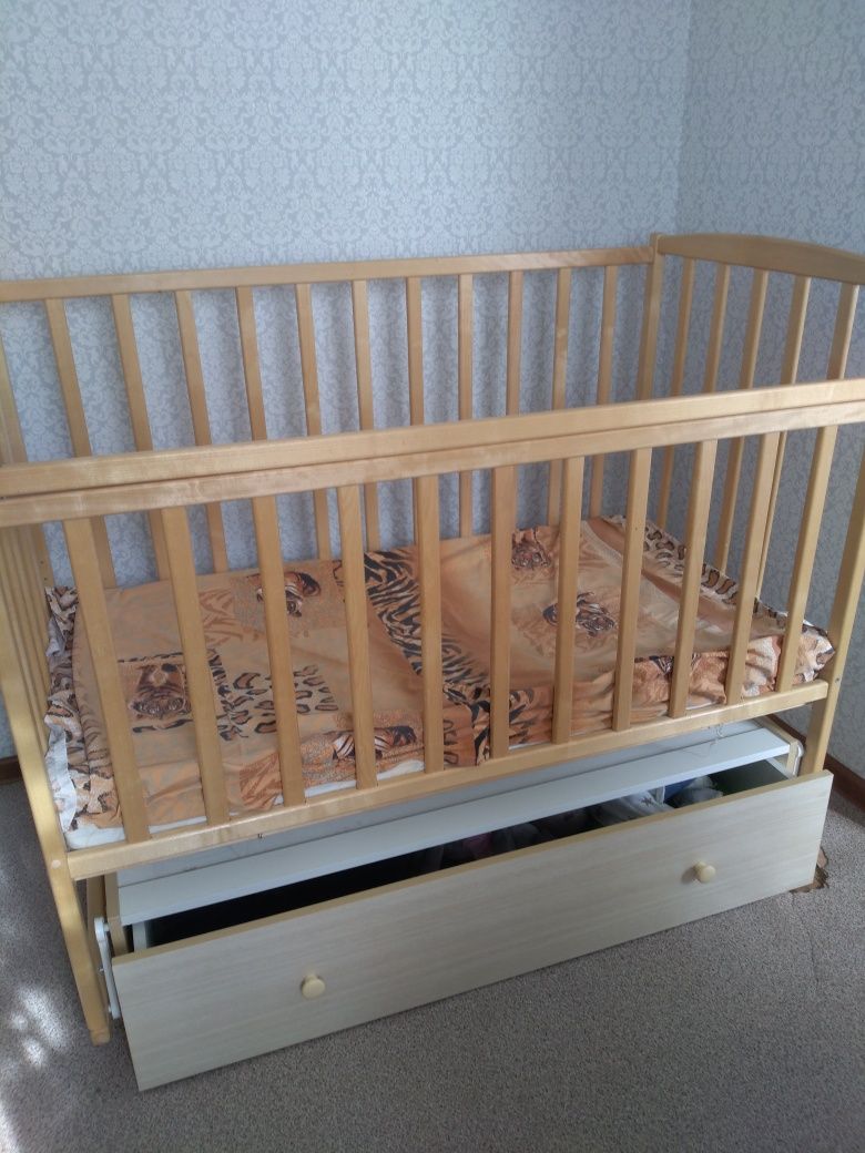 Мебель детская. Кровать детская