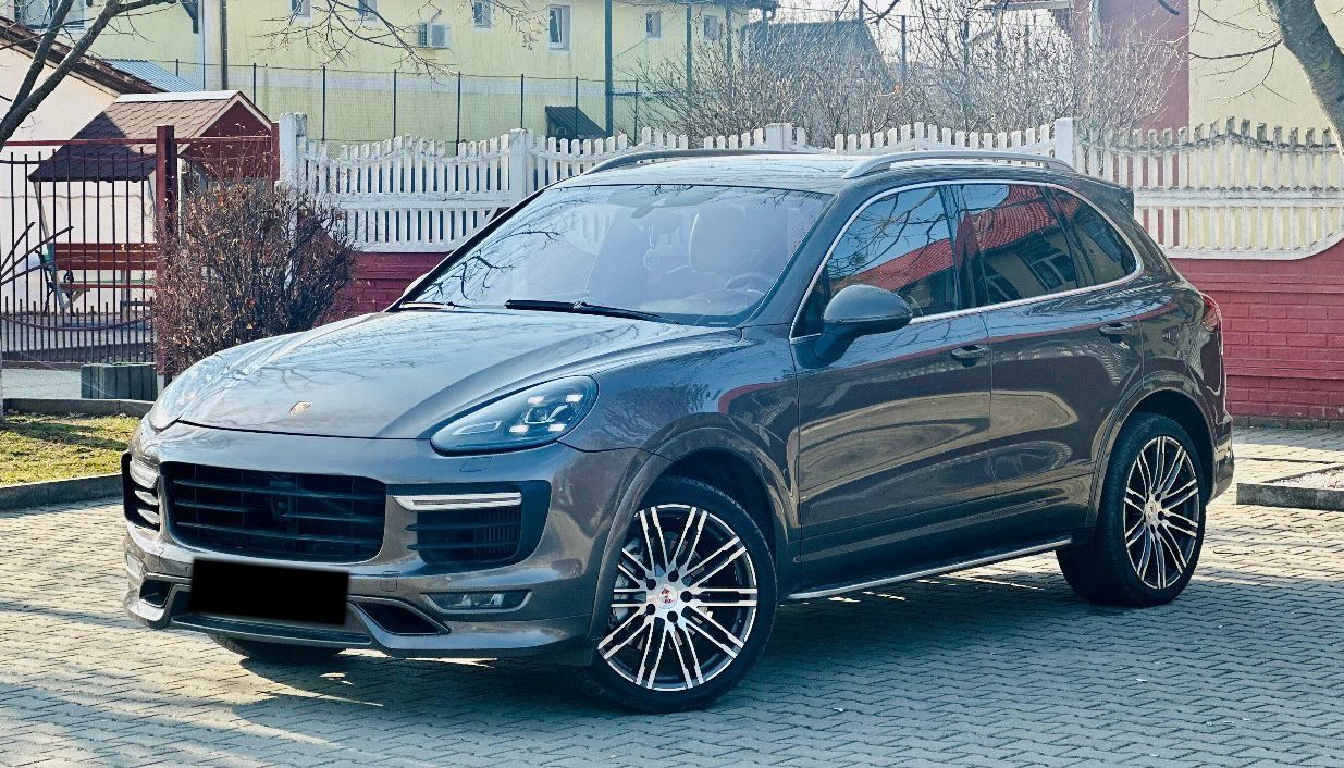 Porsche Cayenne GTS 3.6biturbo FaceLift 2015