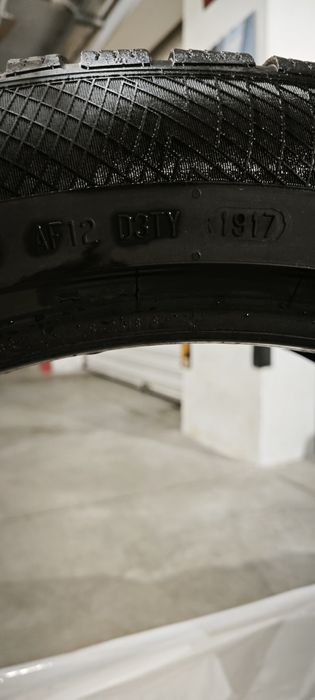 4бр. 255/45 R20 V Continental TS 850 P
