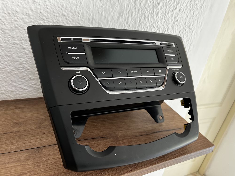 Cd-player/ Radio Renault Kadjar - original, perfect funcțional