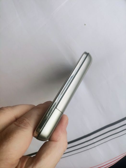 Nokia c6-00 ( liber de rețea)