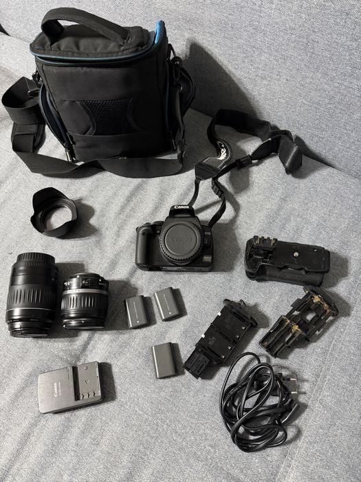 Зеркальная фотокамера Canon