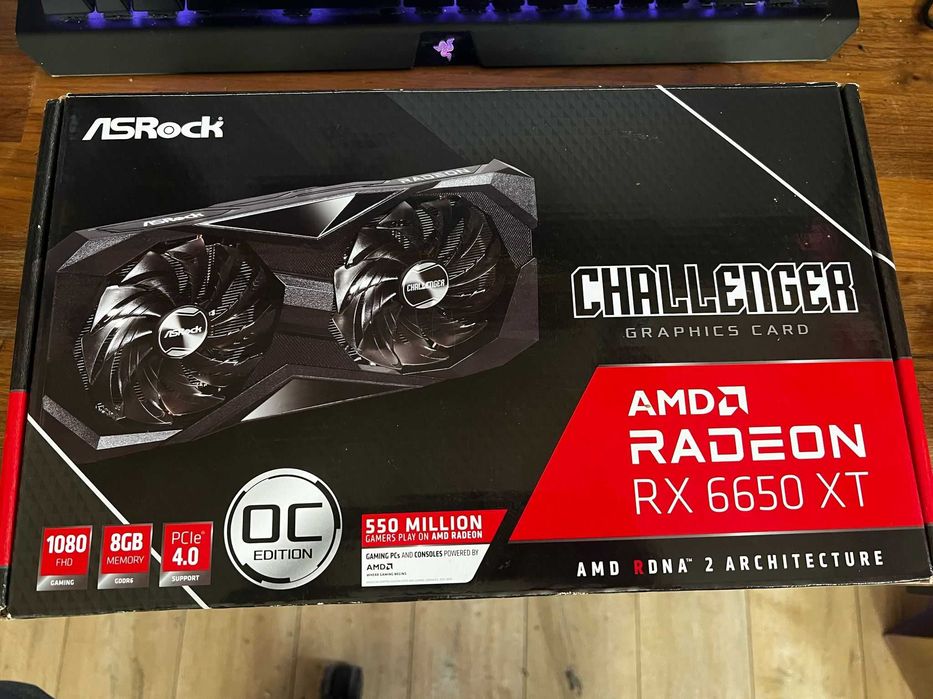 vand AMD RX 6650 XT 8GB