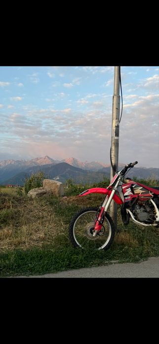 кроссовый мотоцикл Honda cr 80