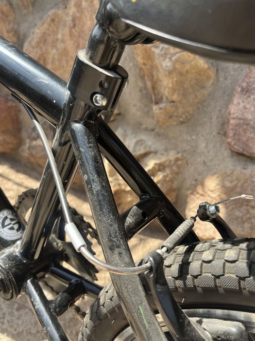 Велосипед AVIGO BMX STINGER 20" , Черен