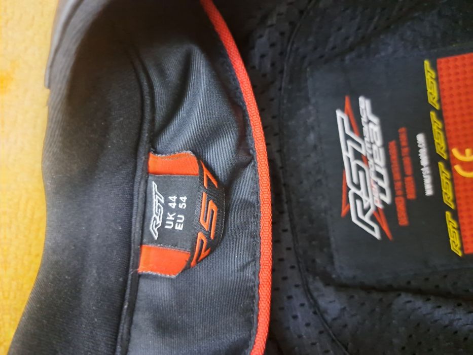 Кожено яке за мотор.RST яке