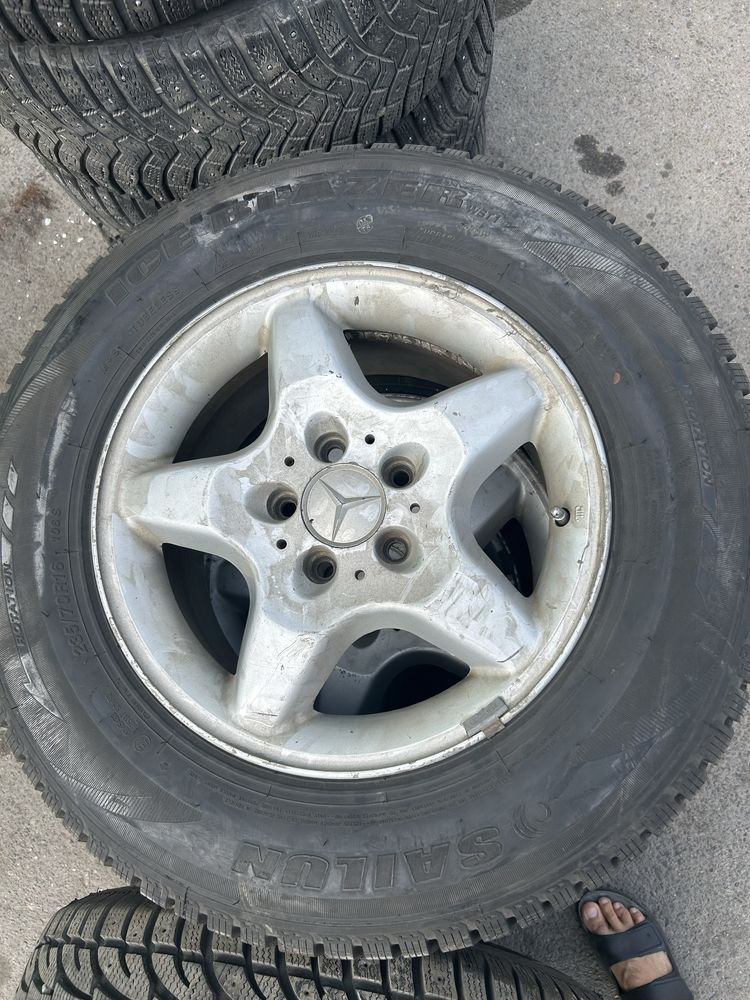 Продам диски на зимней резине ML 163 кузов