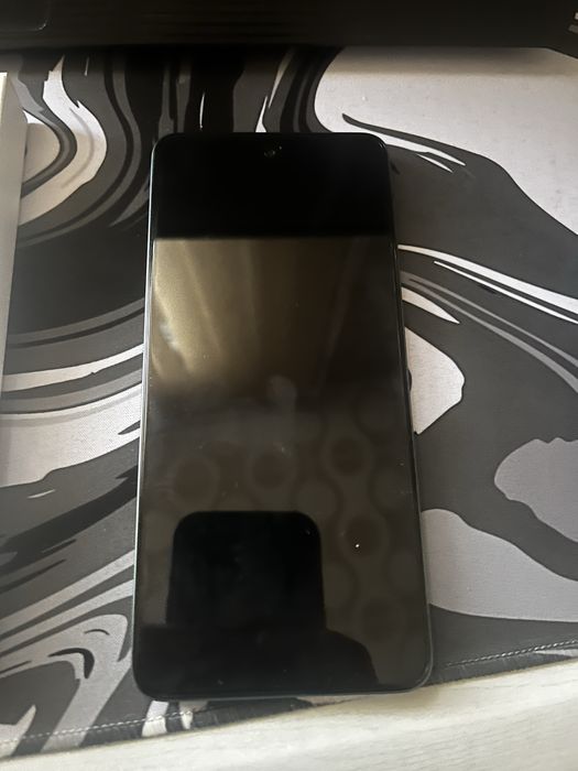 OPPO A5 чисто нов!!!