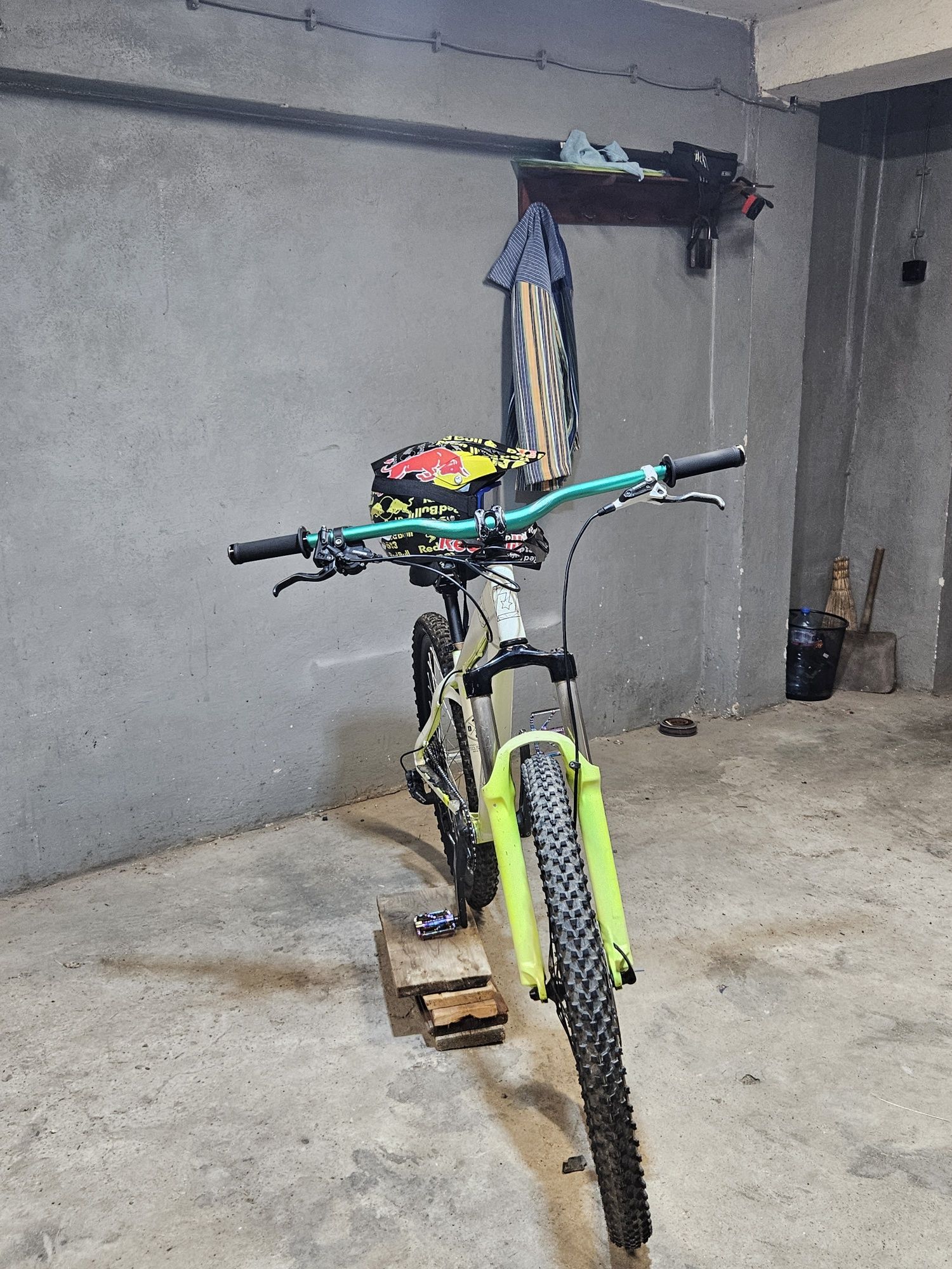 Продавам колело drag c1 2019 .