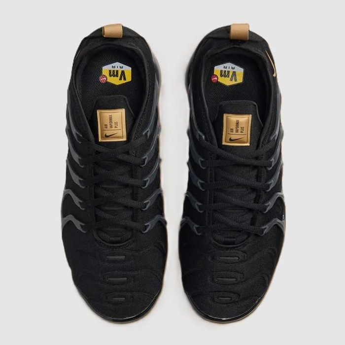 Vapormax Plus Negru-Auriu/Mărimi de la 36 la 43