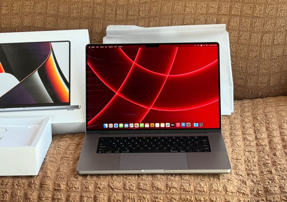 1TB 1000GB SSD/16GB ОЗУ/Apple MacBook Pro 16.2 Chip M1 Pro 2022
