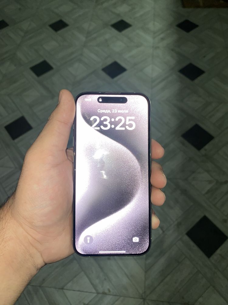 Iphone 15 pro natural titanium