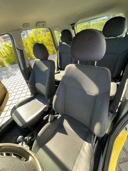 Vand Opel Meriva 2008 manuala benzina