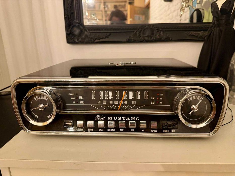 Pick-up ION Audio MUSTANG LP - Combo 4 in 1