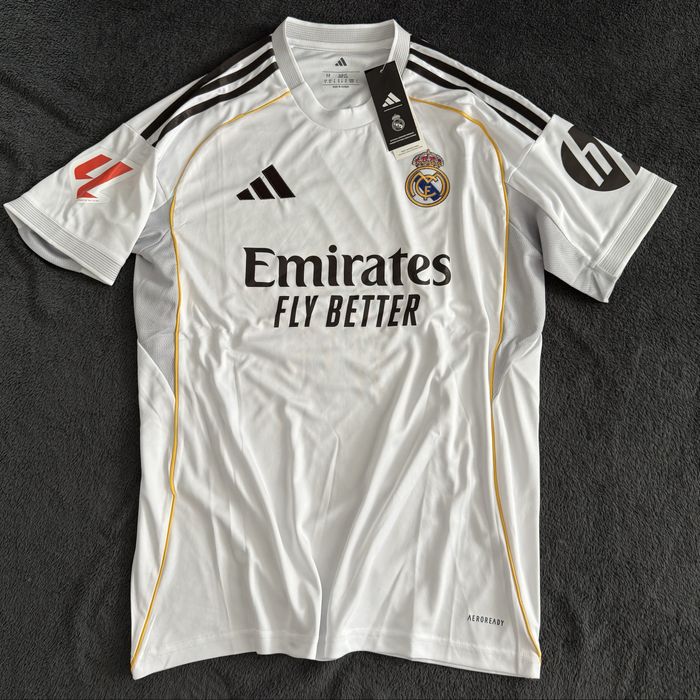 Tricou oficial Real Madrid 2025/26 – Home, Adidas, mărime M