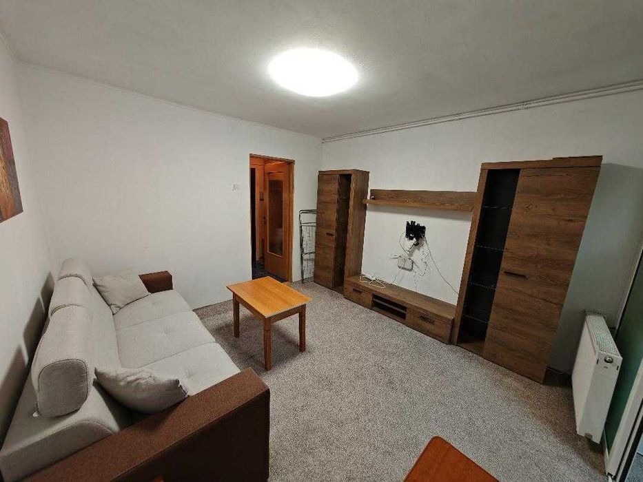 Inchiriem Garsoniera Mobilata, 24 Mp, Semidecomandata, Tractorul