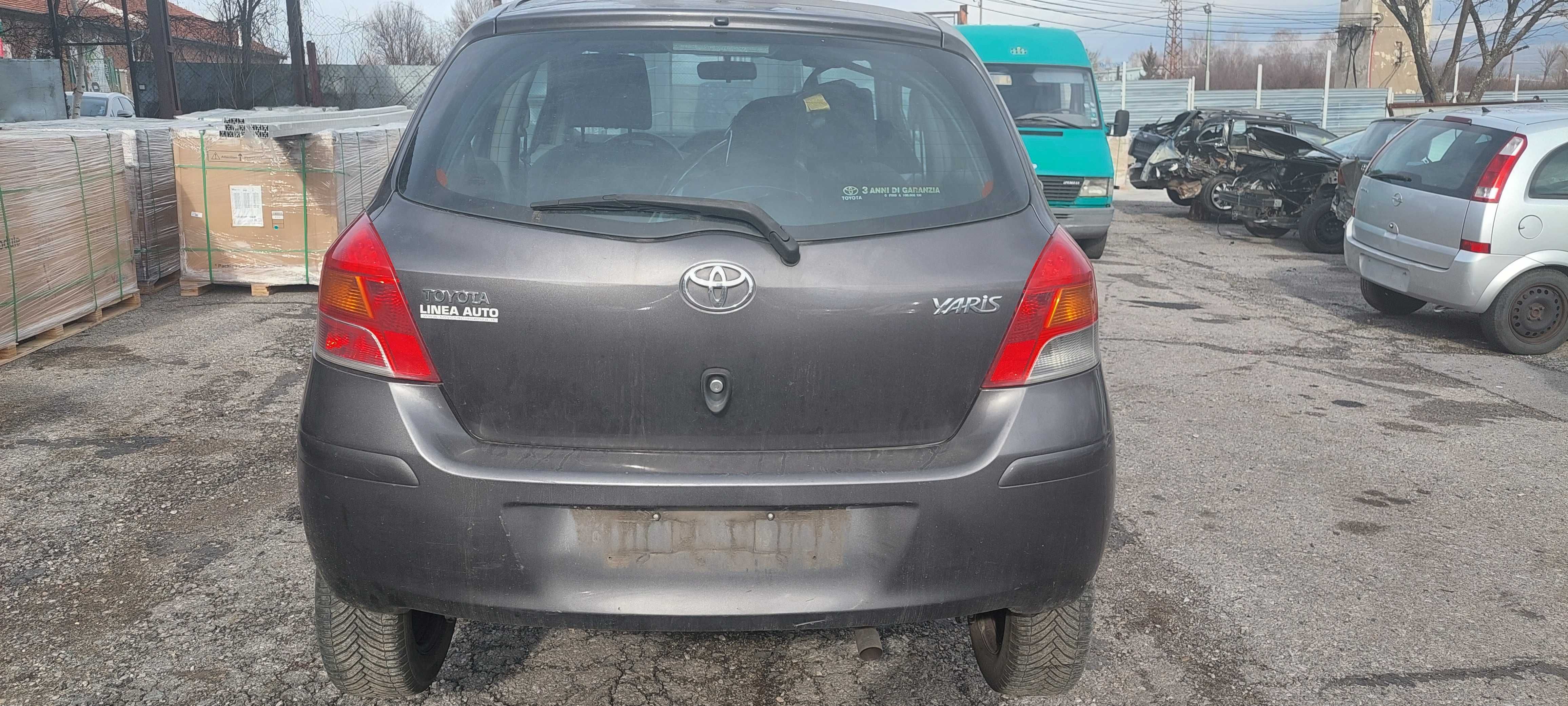 Toyota Yaris 1,3 vvti , Тойота Ярис 2009 на Чсти! 
Юли 2009, Хечбек