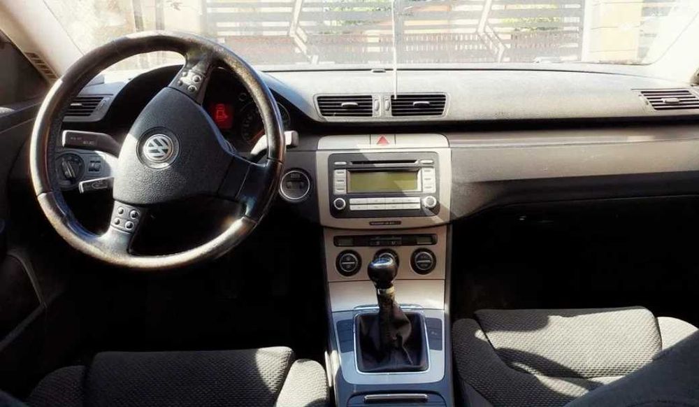 Volkswagen Passat 1.9 TDI, an 2008, 2300 Euro