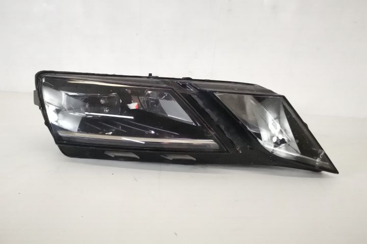 Фар Дясно Оригинален Лед Авариран Шкода Октавия 3 [фейслифт] Оригинале