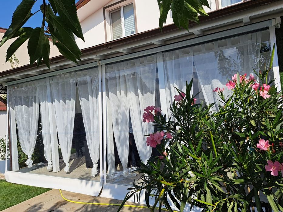 Închideri terase cu folie transparentă