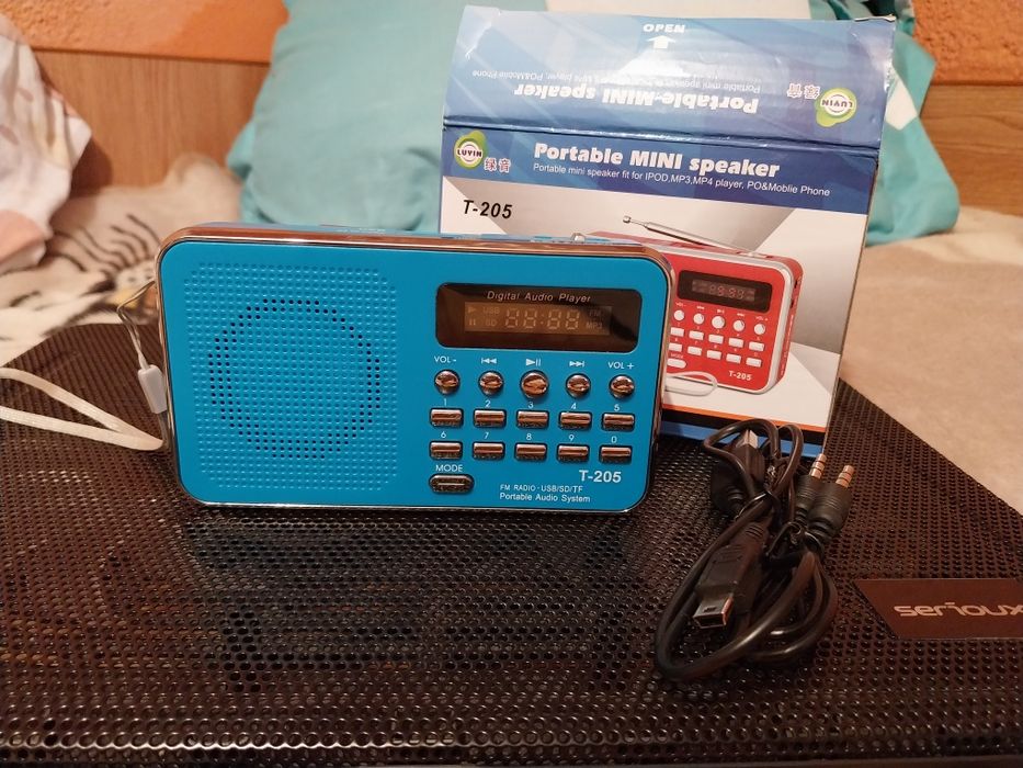 Vând aparat radio portabil T-205 Craiova