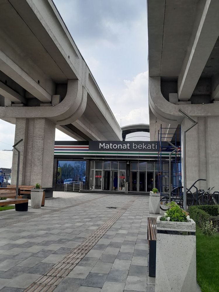 Қӯйлиқ4 массив новостройка1/4/9(Матонат метро Корзинка  Қӯйлиқ бозор)