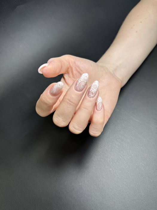 Маникюр / Педикюр / наращивание , укрепление , смарт педюкюр.