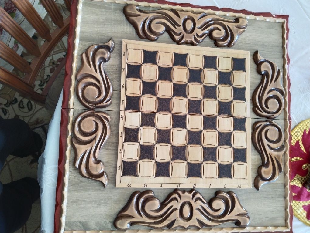 Шахматы Нарды деревянные ручной работы.