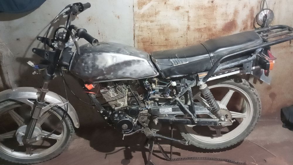 Продам yaqi 150 мото
