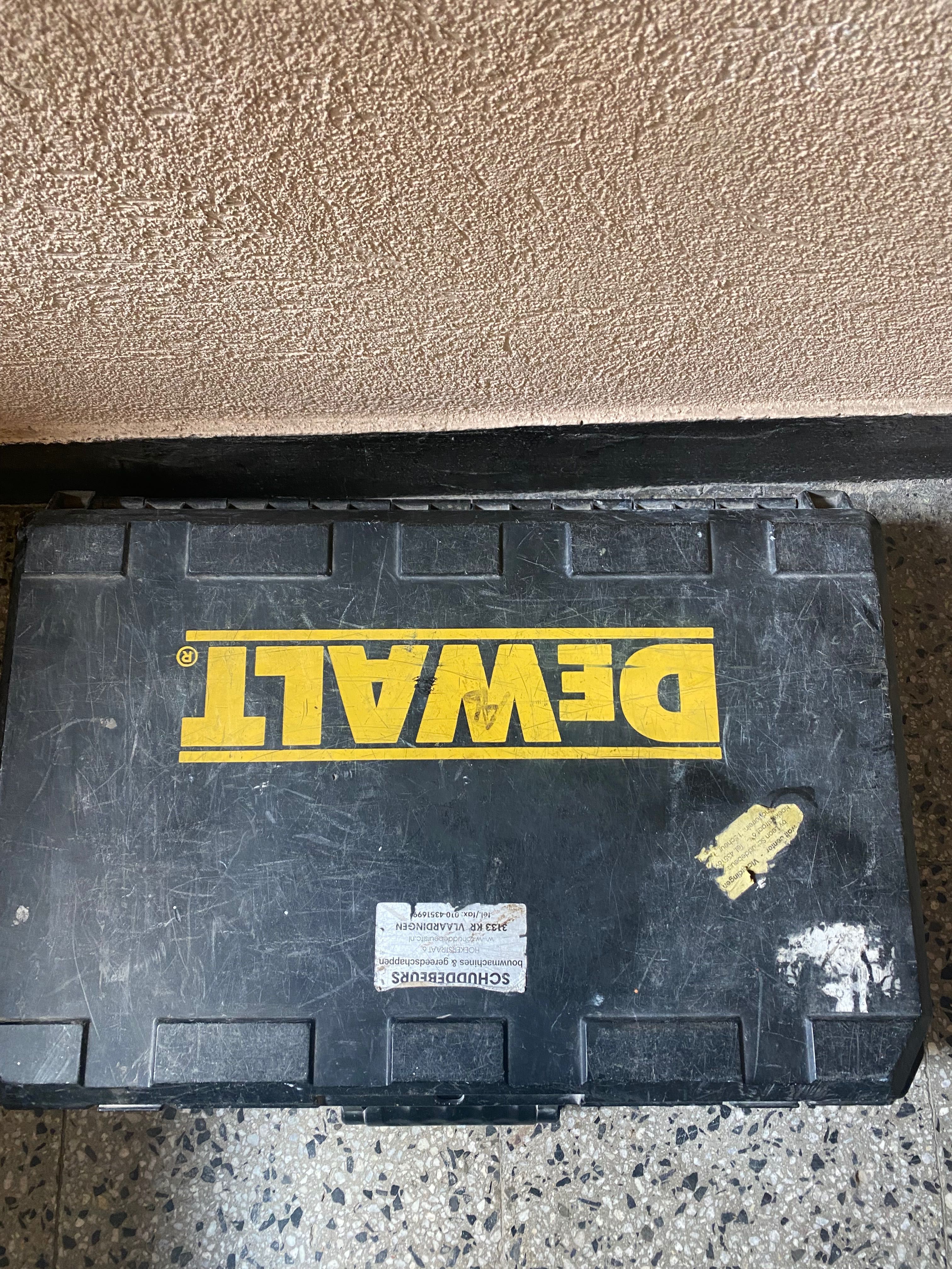 Milwaukee къртач