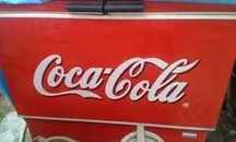 Холодильник Coca-Cola