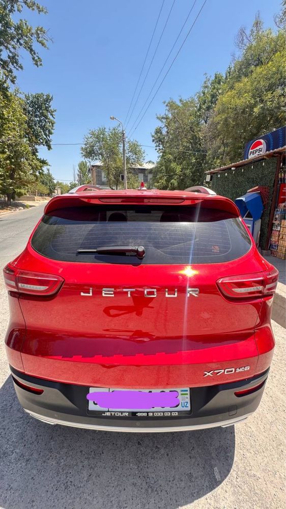 JeTour x70 sotiladi