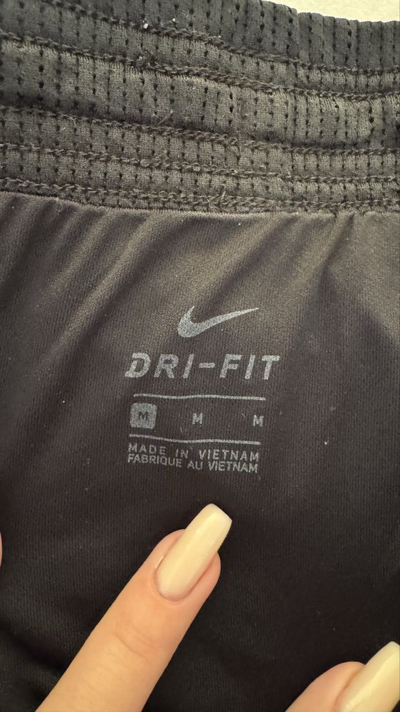 женски дрехи Nike