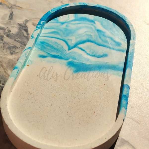 Поставка за бижута – ръчна изработка, идеална за подарък