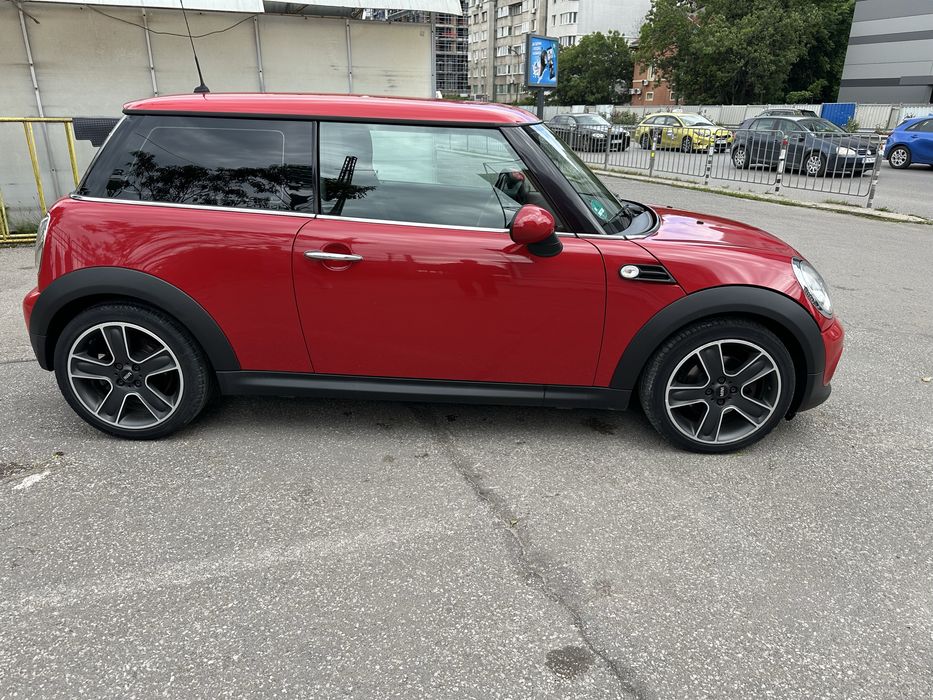 Mini Cooper 1.6 бензин 100к.с.