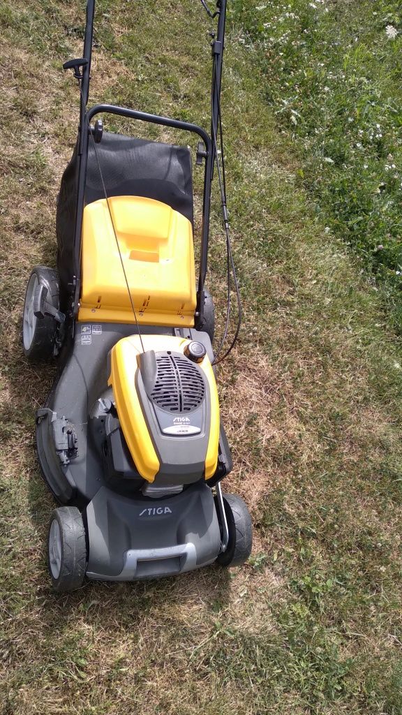 Motocoasa gazon iarba  5.5 cai motor honda
