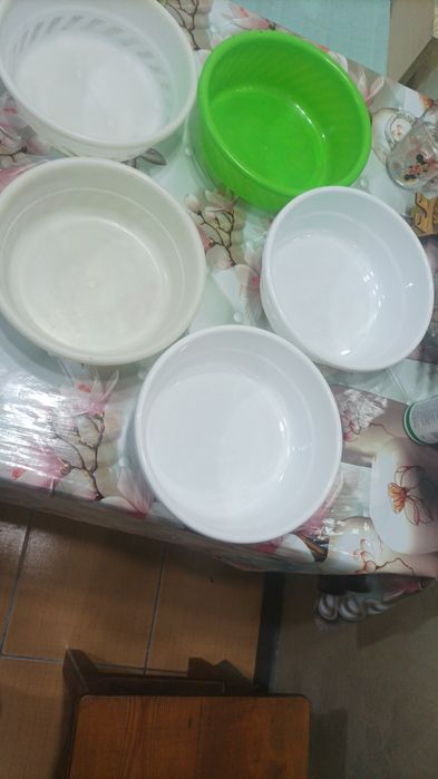 Чашки пластмассовые. Новые и б.у.