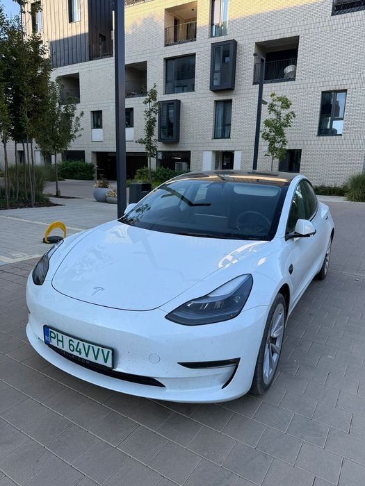Tesla Model 3 Comanda Tesla Romania - Primul Proprietar
