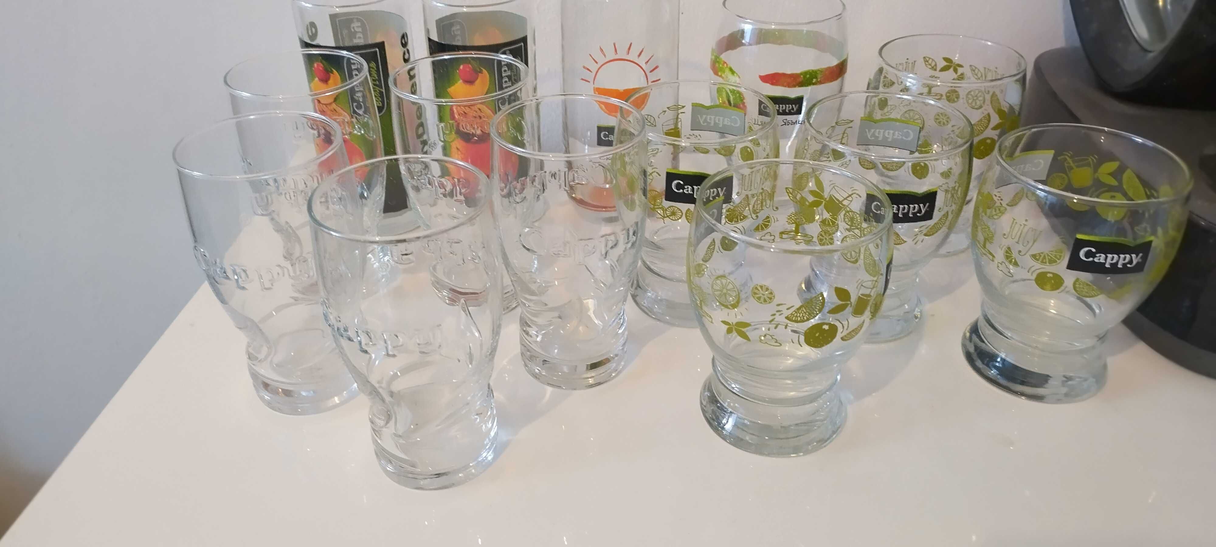Продавам 5 броя чаши за сок Cappy на компанията Кока-Кола