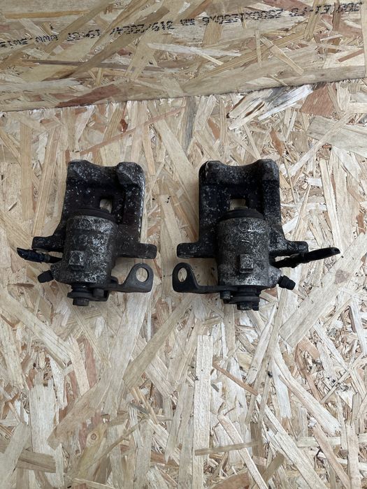 Etrier/Etrieri spate stânga-dreapta Seat Ibiza/ Fabia 2/ Vw Polo