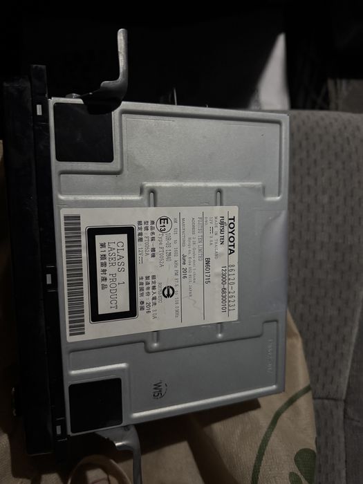 Магнитафон оригинал tayota hiace