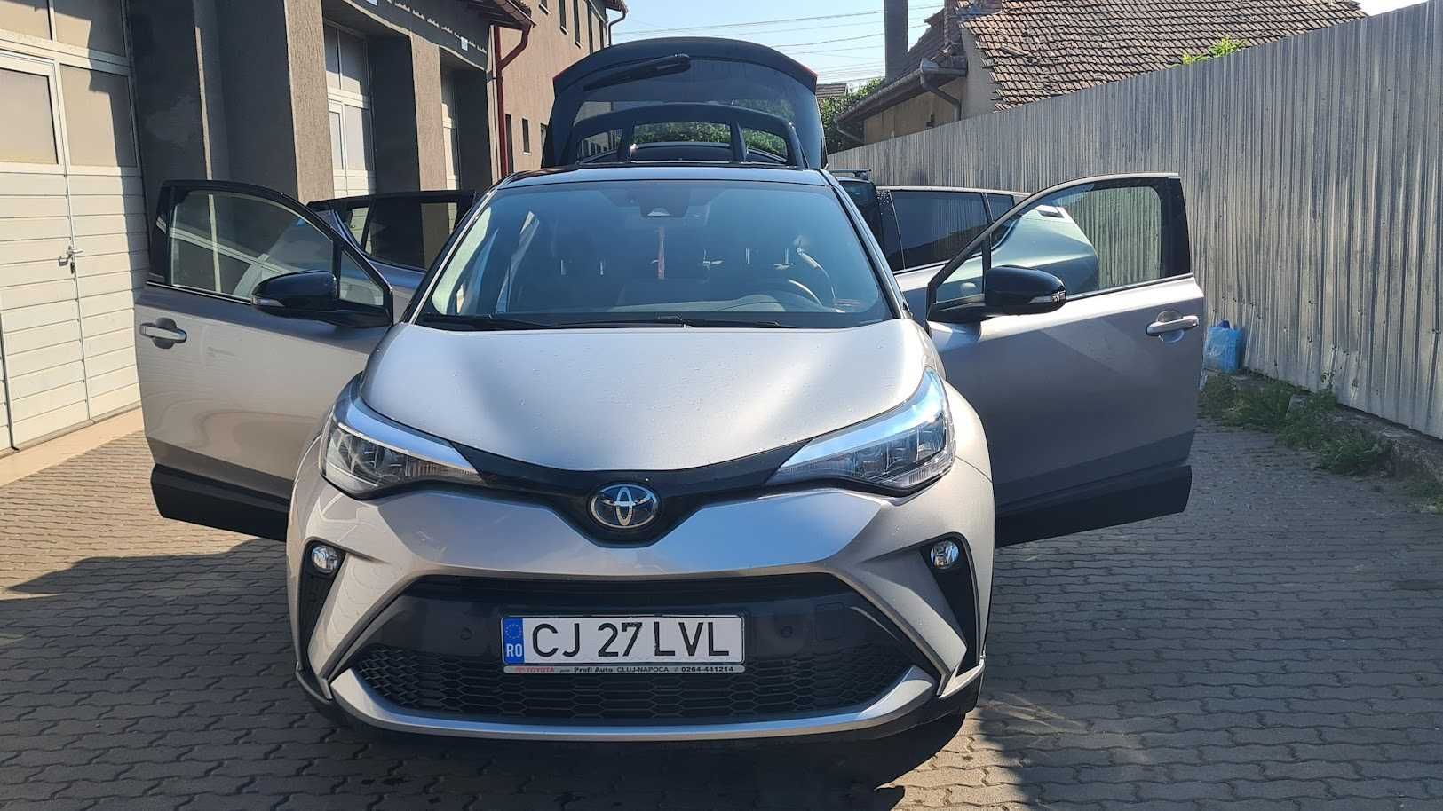 Toyota C-HR 2.0 HSD 184 CP 4x2 CVT Bi-Tone