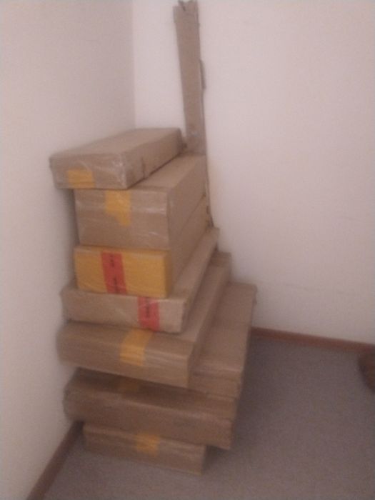 Кухонный гарнитур белого цвета