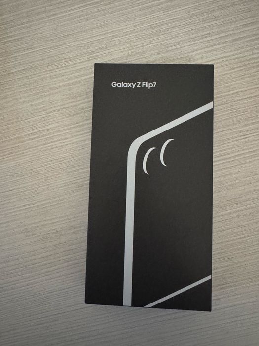 Samsung Galaxy Z Flip7 jetblack 512GB