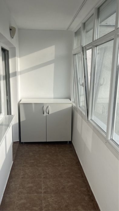 PROPRIETAR  inchiriez  apartament. cu o camera , zona MAL