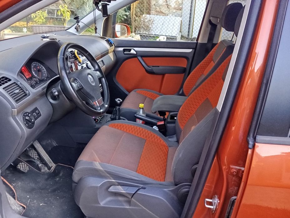 Touran cross impecabil