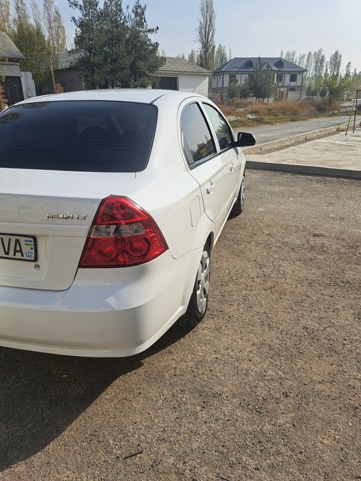 Neksiya 3  1.5 mehanika