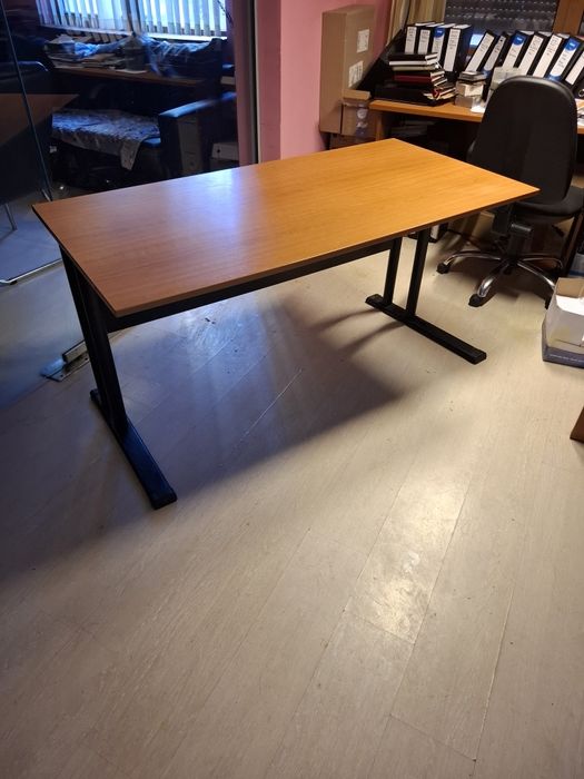 Разпродажба офис мебели